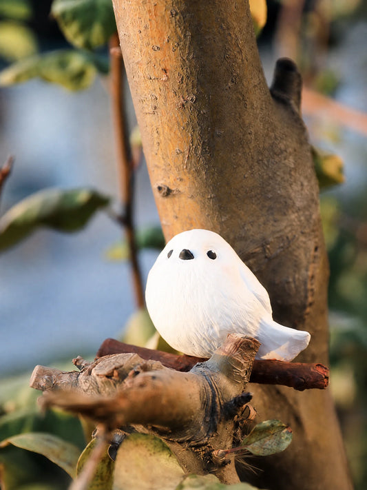 Close up detail of chubby bird natural gypsum diffuser