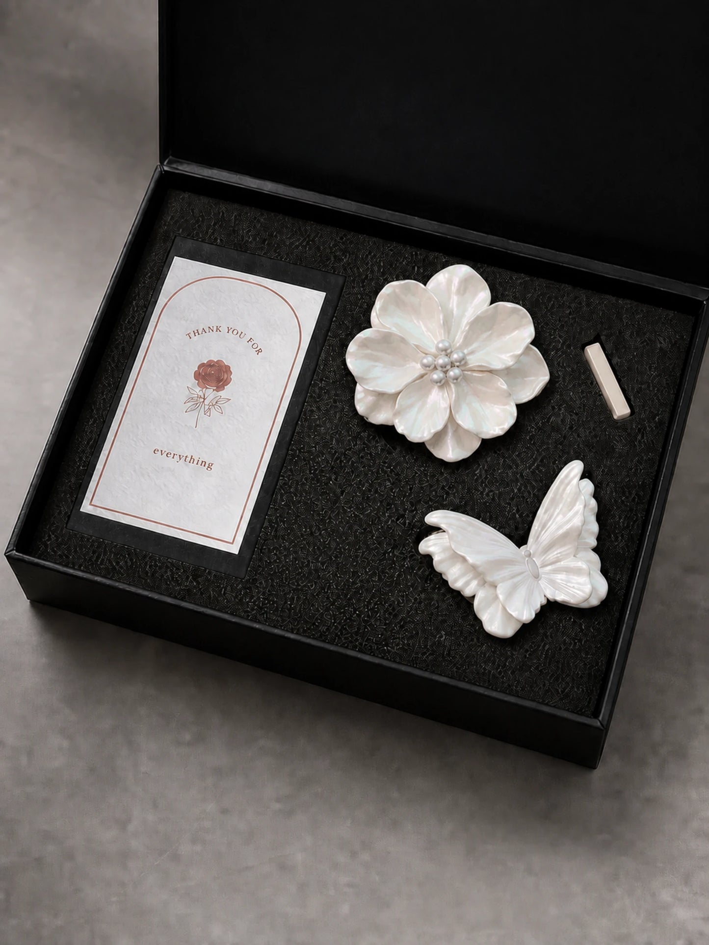 Flowing White Butterfly and Bloom real black gift-box set