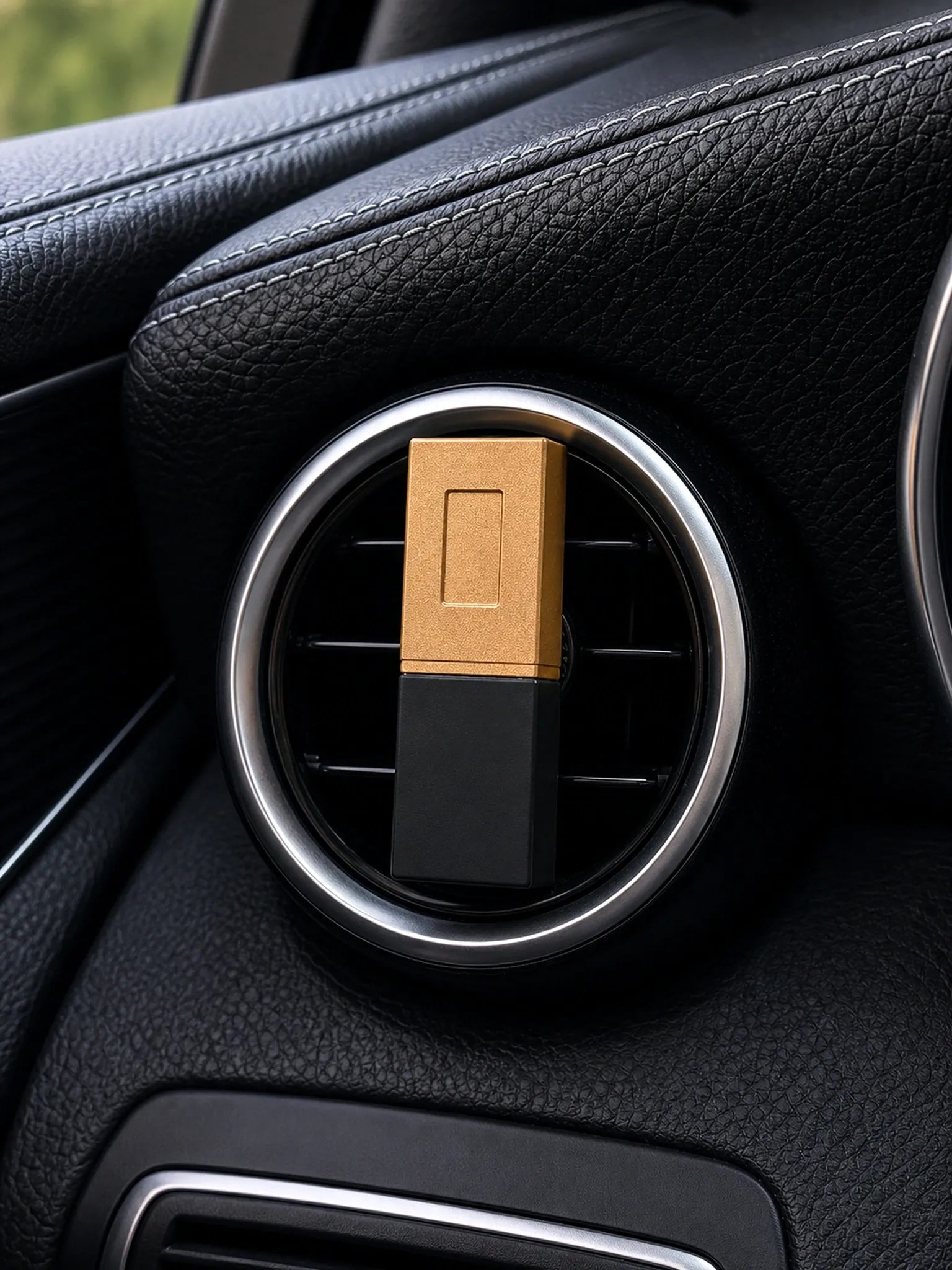 Boutique Icon Car Vent Diffuser - clip or hanging detail image