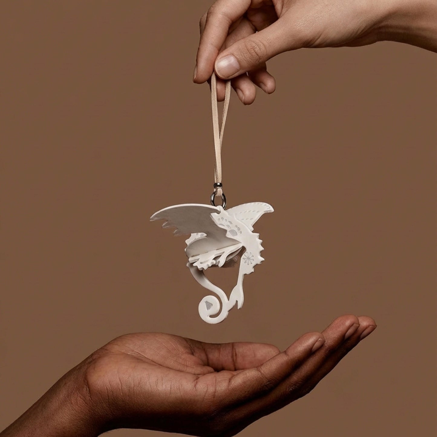 Decorative dragon scent charm for wardrobe bag and bedside