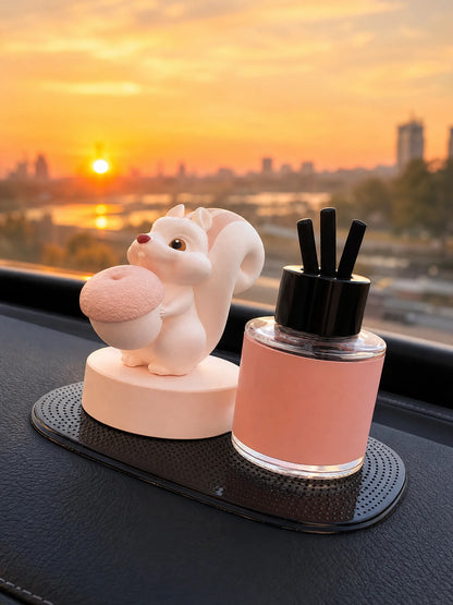 Squirrel diffuser complete set with replaceable scented ball